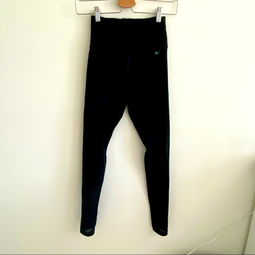 Nike leggings with mesh